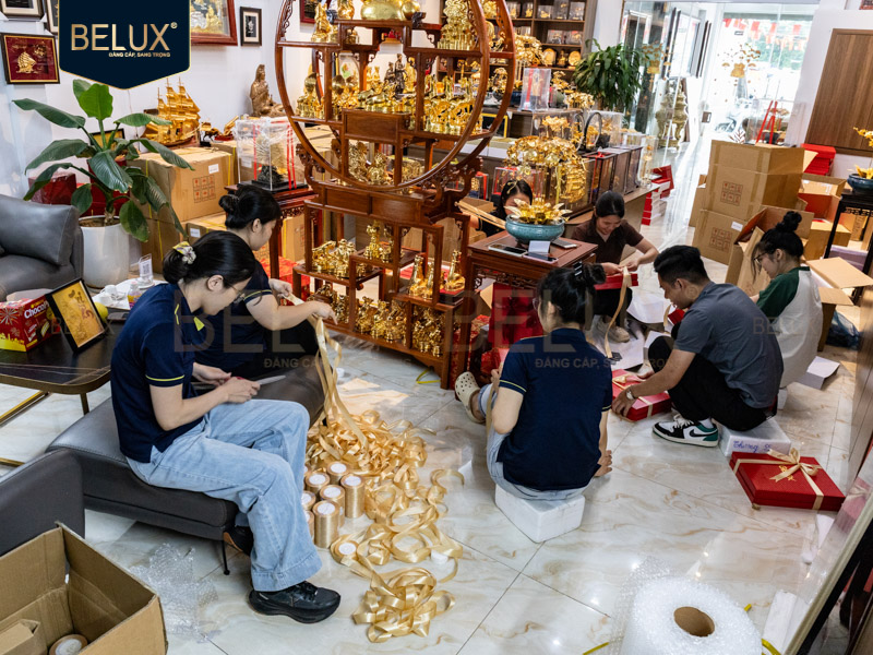 Lô 400 tranh thuyền Gelex 32x25cm dát vàng 24k thiết kế theo yêu cầu